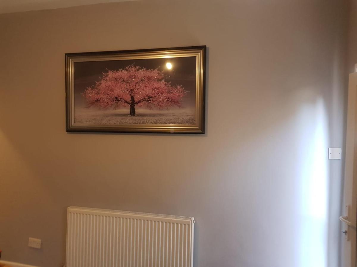 Highfields Living - All Rooms Ensuite- Free Wifi- Free Local Parking Sheffield Luaran gambar