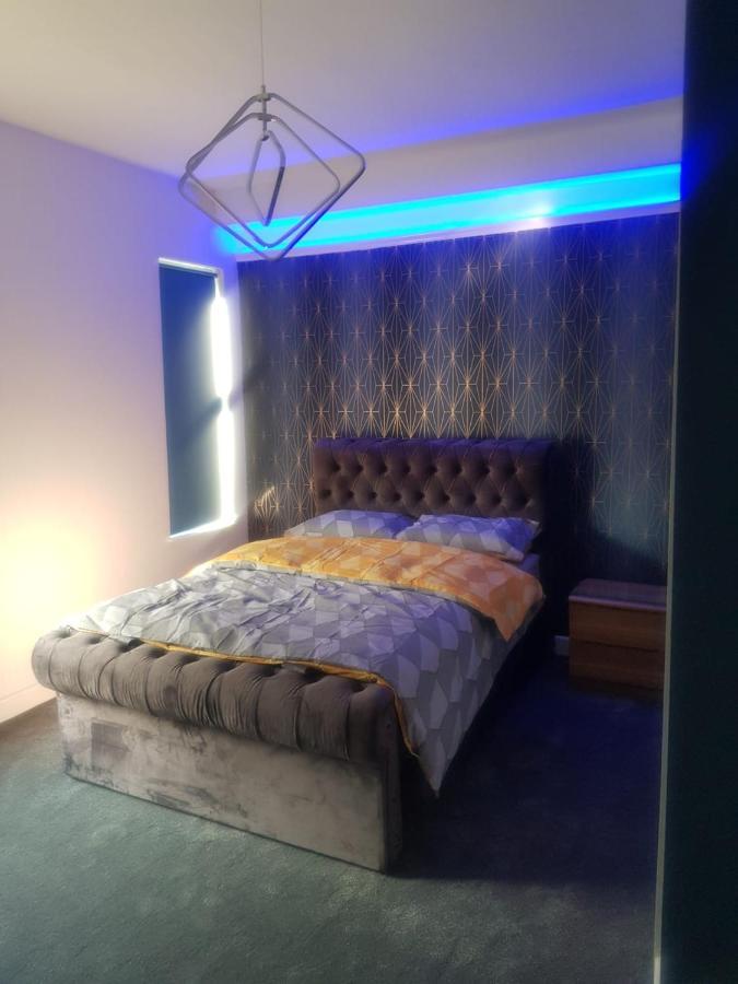 Highfields Living - All Rooms Ensuite- Free Wifi- Free Local Parking Sheffield Luaran gambar