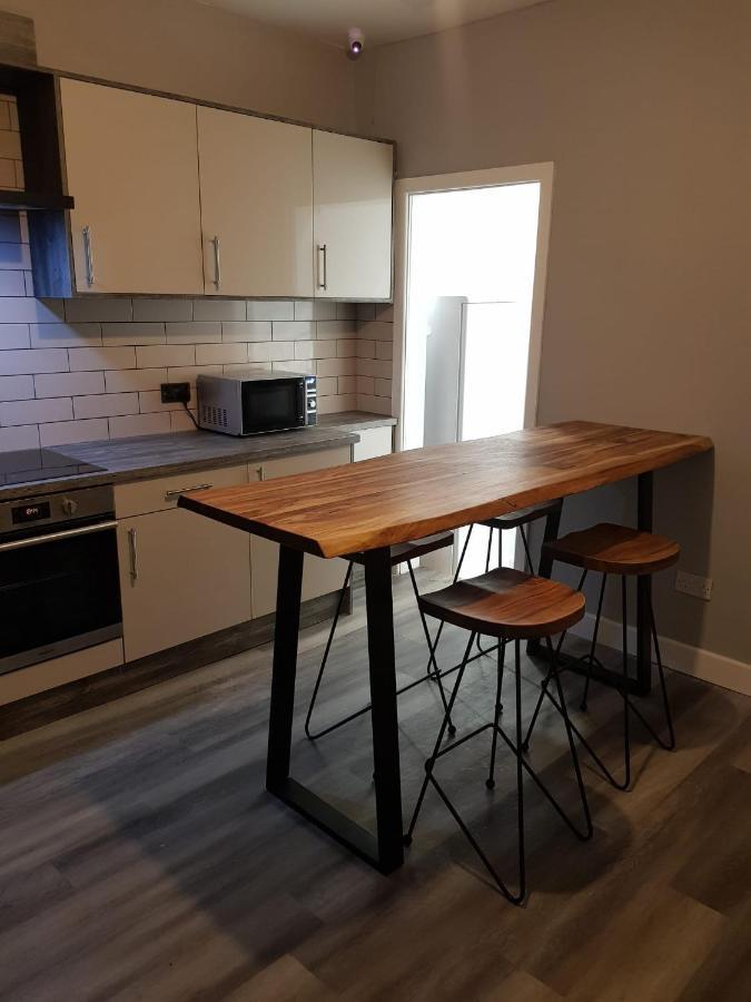 Highfields Living - All Rooms Ensuite- Free Wifi- Free Local Parking Sheffield Luaran gambar