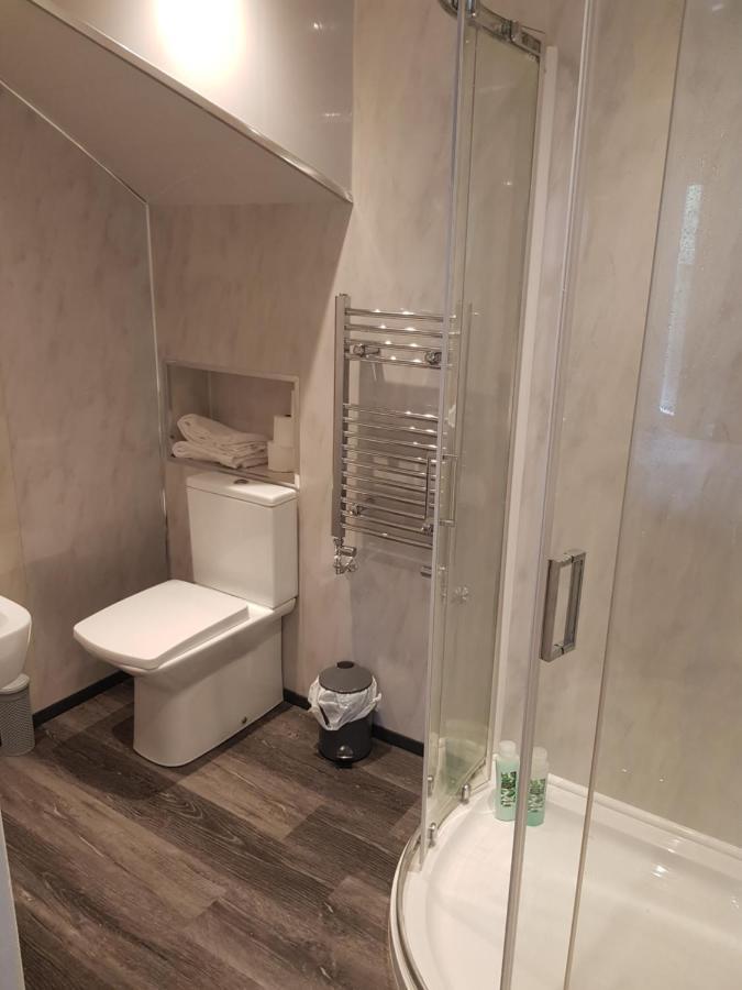 Highfields Living - All Rooms Ensuite- Free Wifi- Free Local Parking Sheffield Luaran gambar
