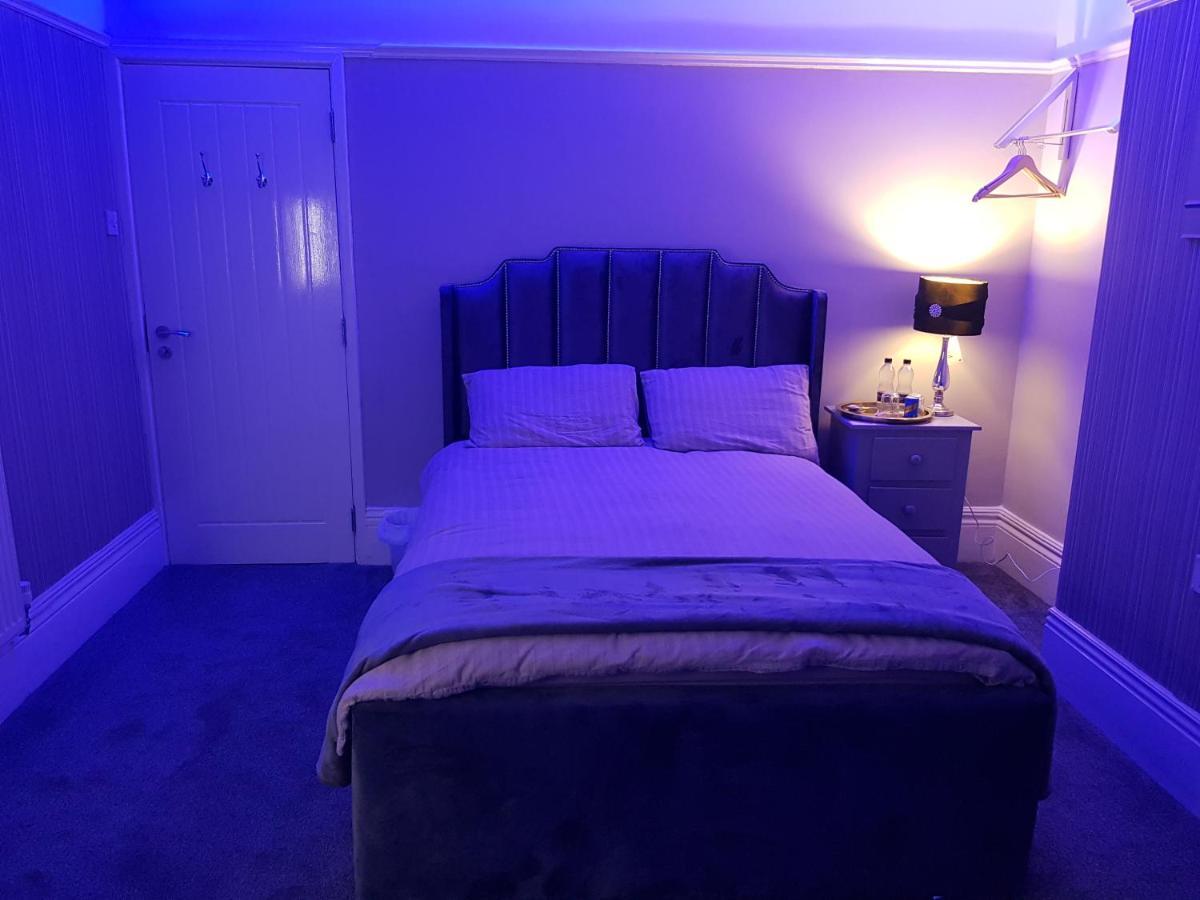 Highfields Living - All Rooms Ensuite- Free Wifi- Free Local Parking Sheffield Luaran gambar
